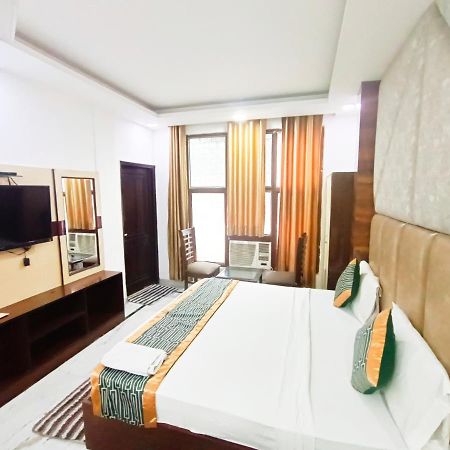 Hotel Krone Near Igi Airport Delhi New Delhi Bagian luar foto