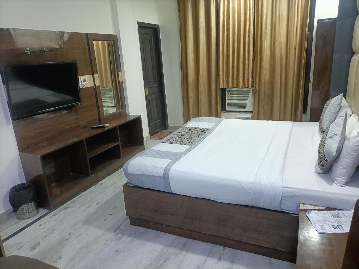 Hotel Krone Near Igi Airport Delhi New Delhi Bagian luar foto
