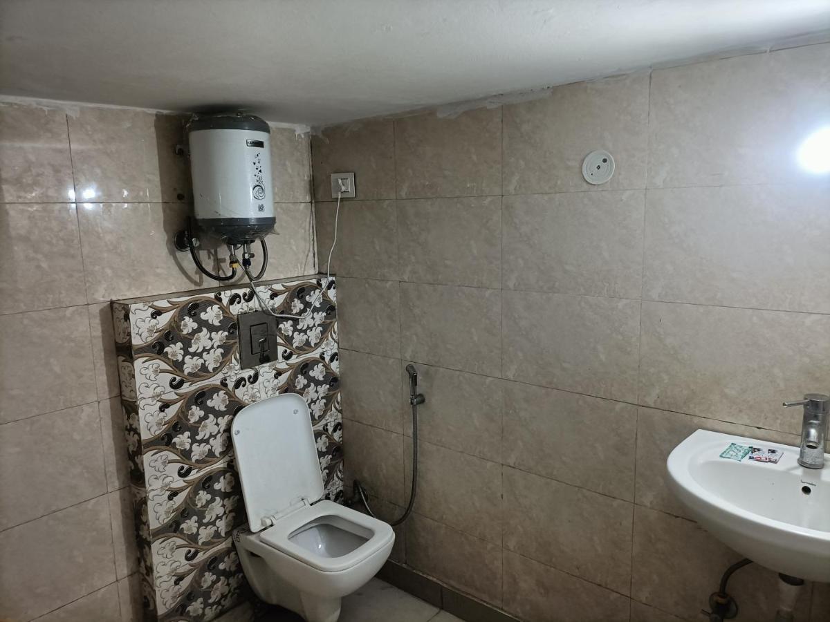 Hotel Krone Near Igi Airport Delhi New Delhi Bagian luar foto