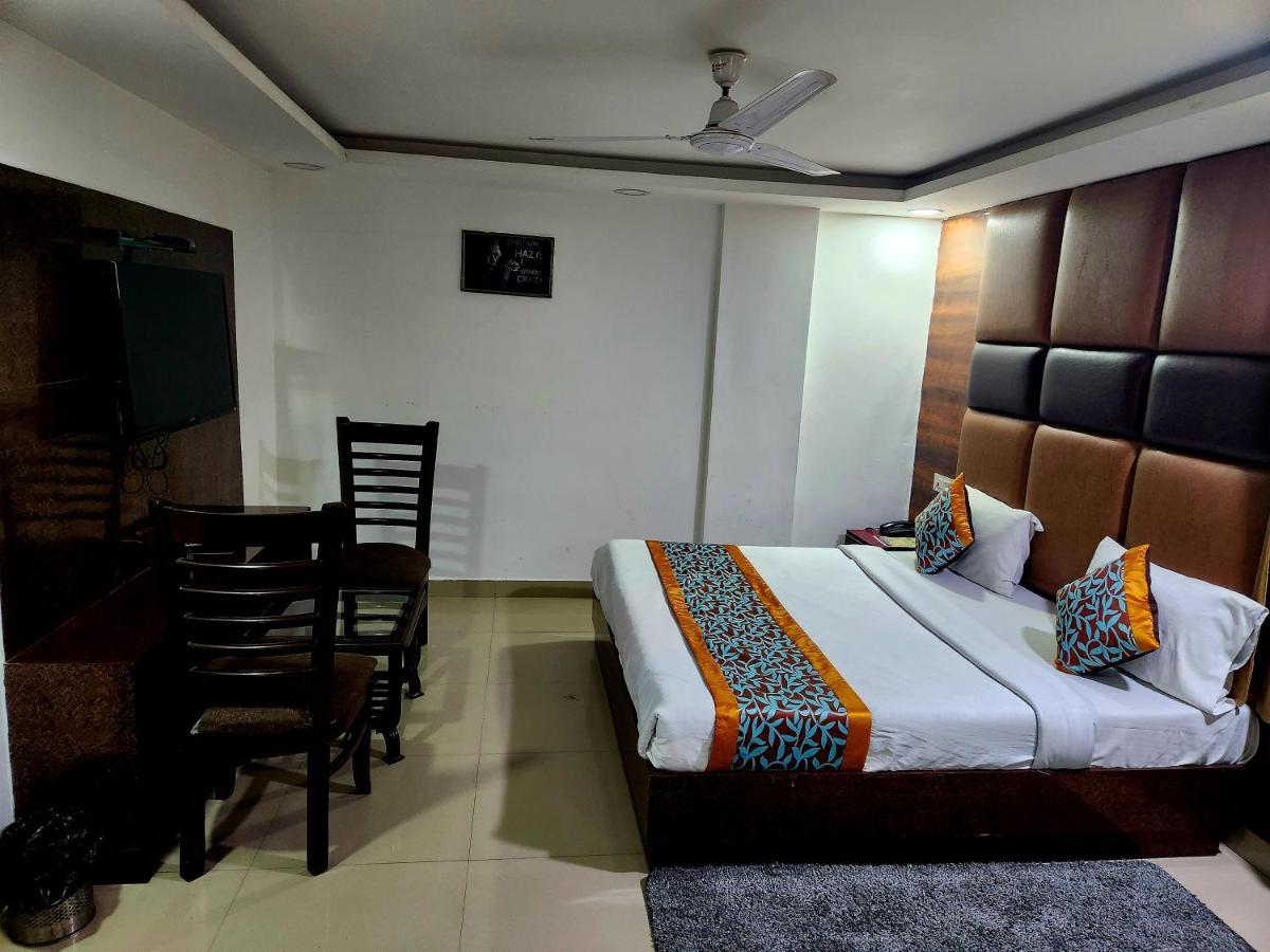Hotel Krone Near Igi Airport Delhi New Delhi Bagian luar foto