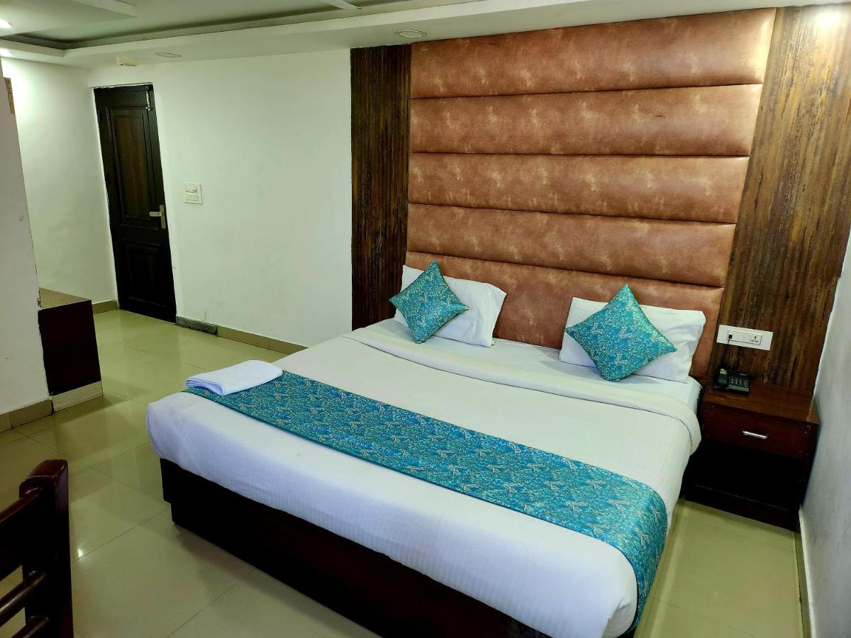 Hotel Krone Near Igi Airport Delhi New Delhi Bagian luar foto