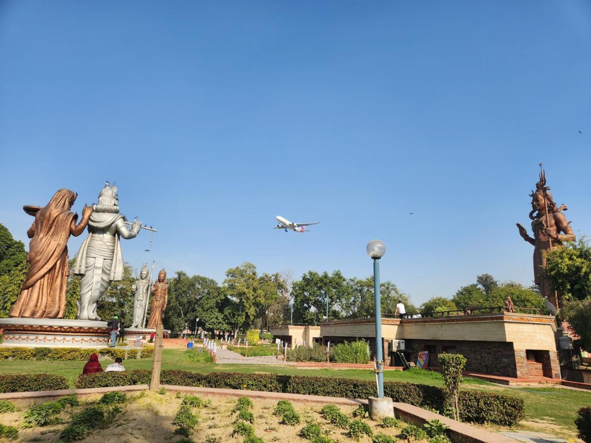 Hotel Krone Near Igi Airport Delhi New Delhi Bagian luar foto