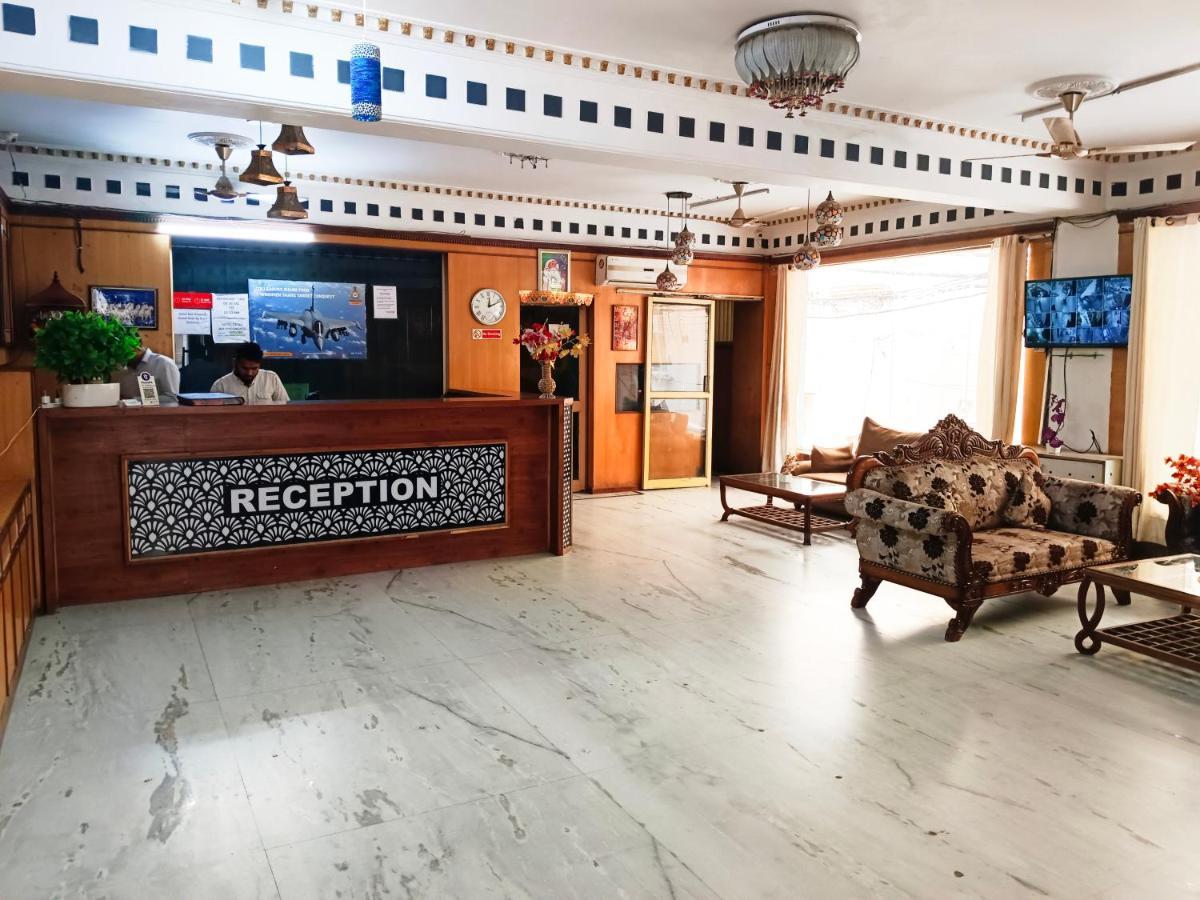 Hotel Krone Near Igi Airport Delhi New Delhi Bagian luar foto
