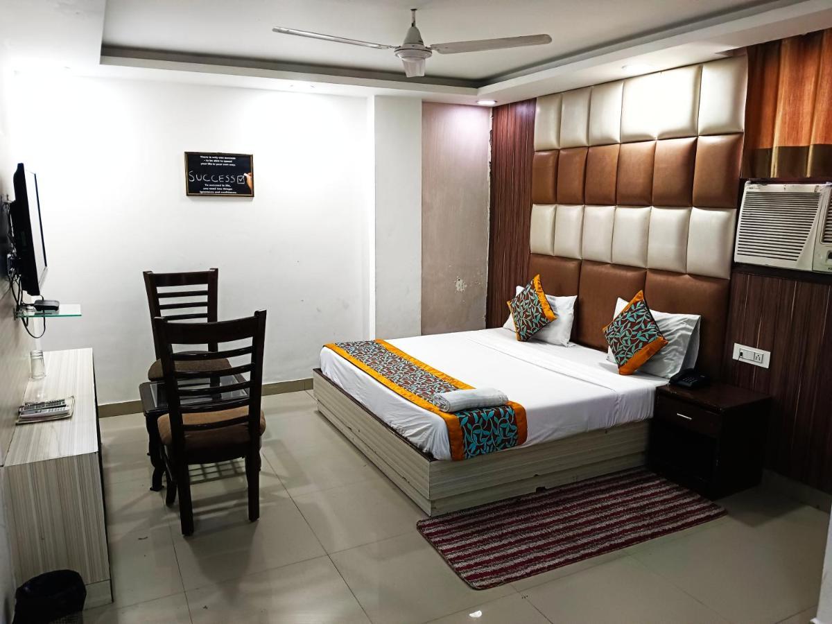 Hotel Krone Near Igi Airport Delhi New Delhi Bagian luar foto