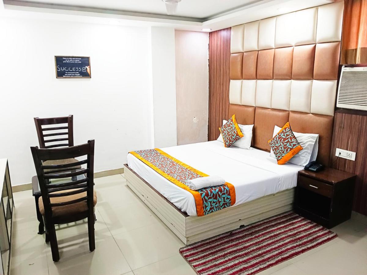 Hotel Krone Near Igi Airport Delhi New Delhi Bagian luar foto